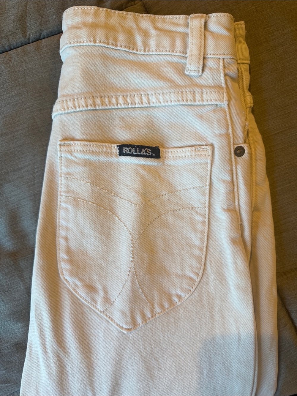 ROLLA'S Cream Skinny Jeans with Signature Back Pocket